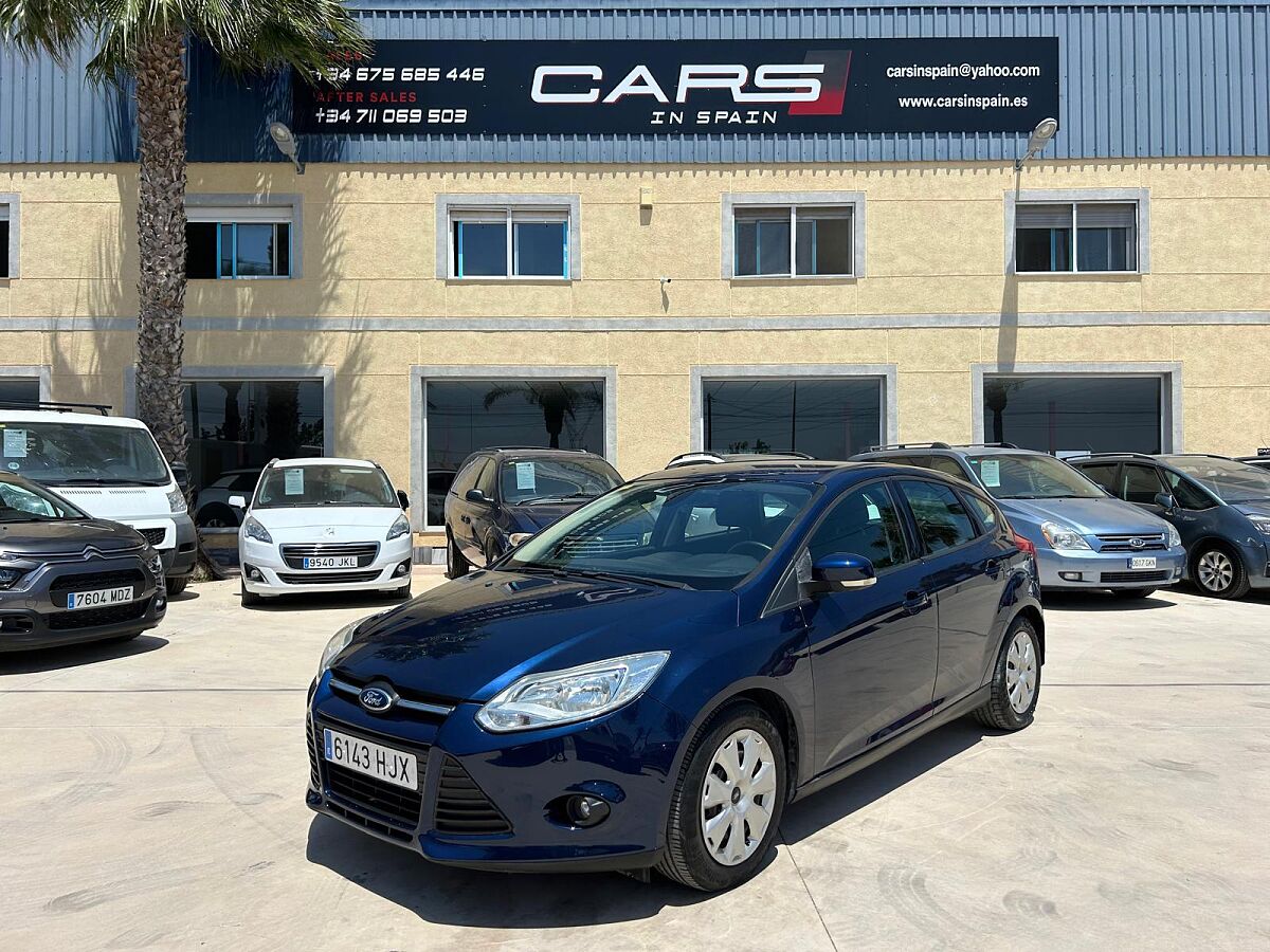 FORD FOCUS TREND 1.6 TI-VCT AUTO SPANISH LHD IN SPAIN ONLY 68000 MILES 2012